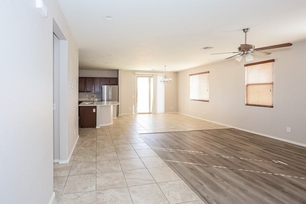 6405 S 47th Dr - Photo 4 of 16