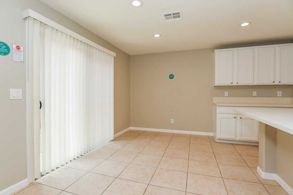 10974 Florence Hills St - Photo 7 of 17