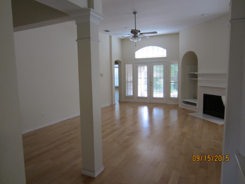 7016 Randall Way - Photo 4 of 27