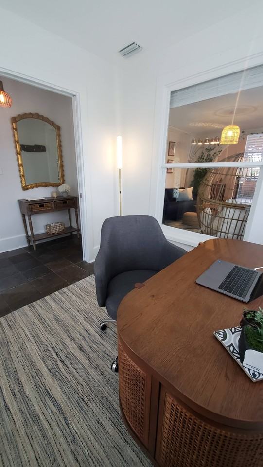 2821 6th Ave N - Photo 4 of 17