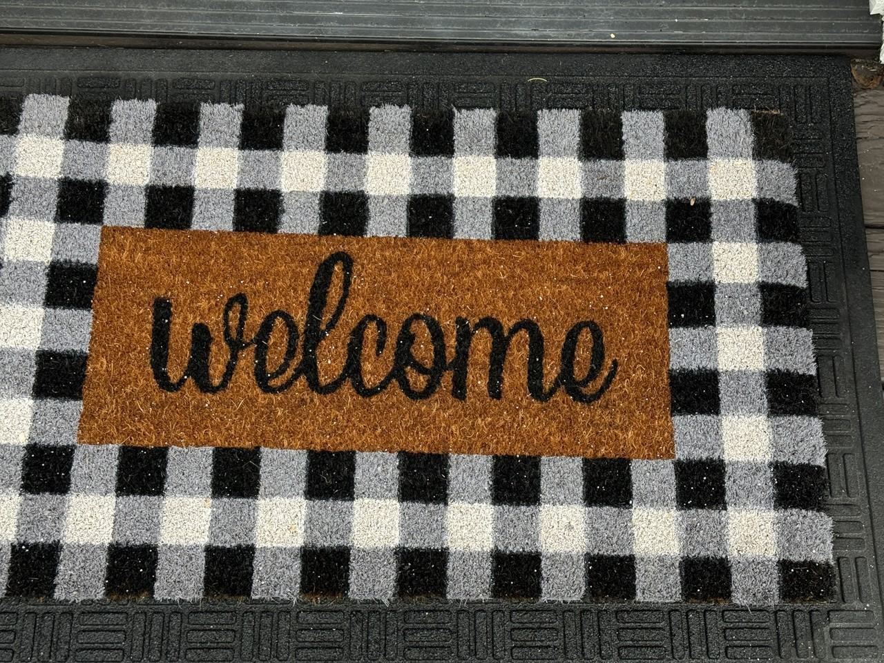 3577 Saybrook Ave #1 - Photo 2 of 6