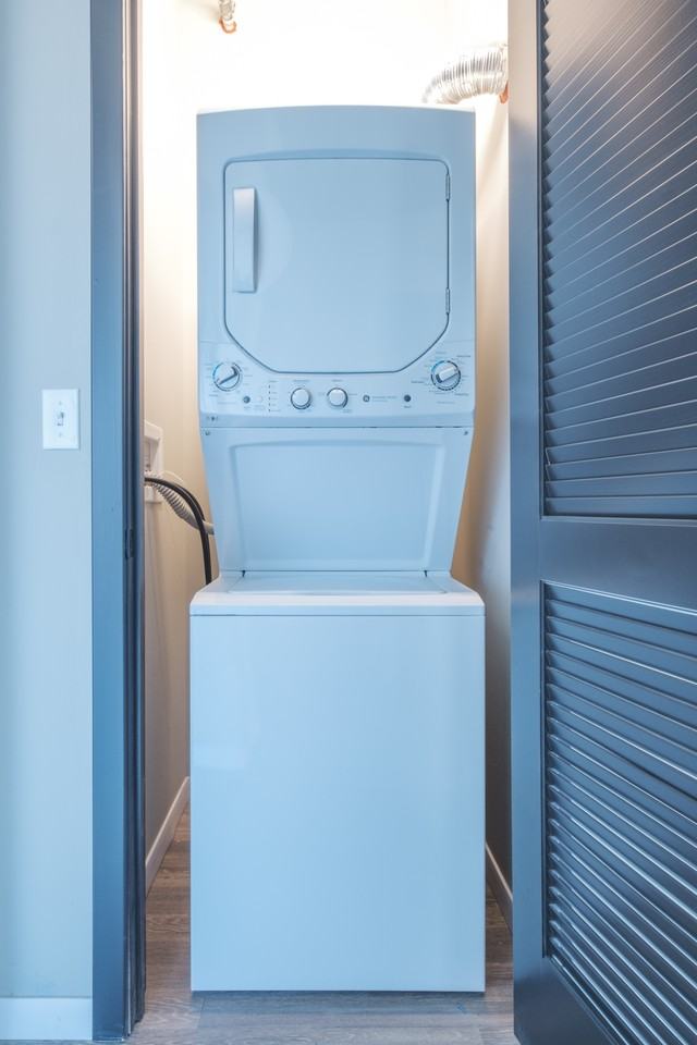 903 W Washington Blvd - Photo 6 of 9