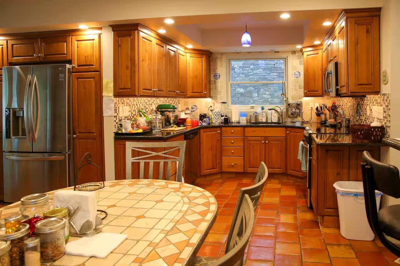 4872 River Rd - Photo 3 of 18