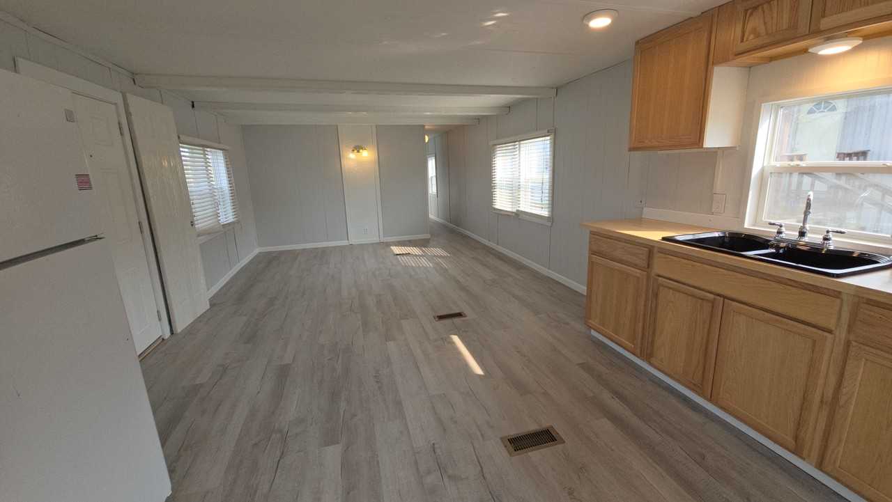 144 Hillcrest Park Ln #5 - Photo 7 of 19