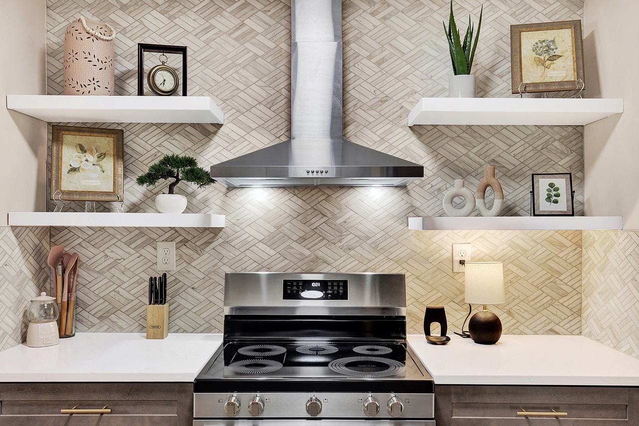 1912 Hawthorne St - Photo 5 of 20