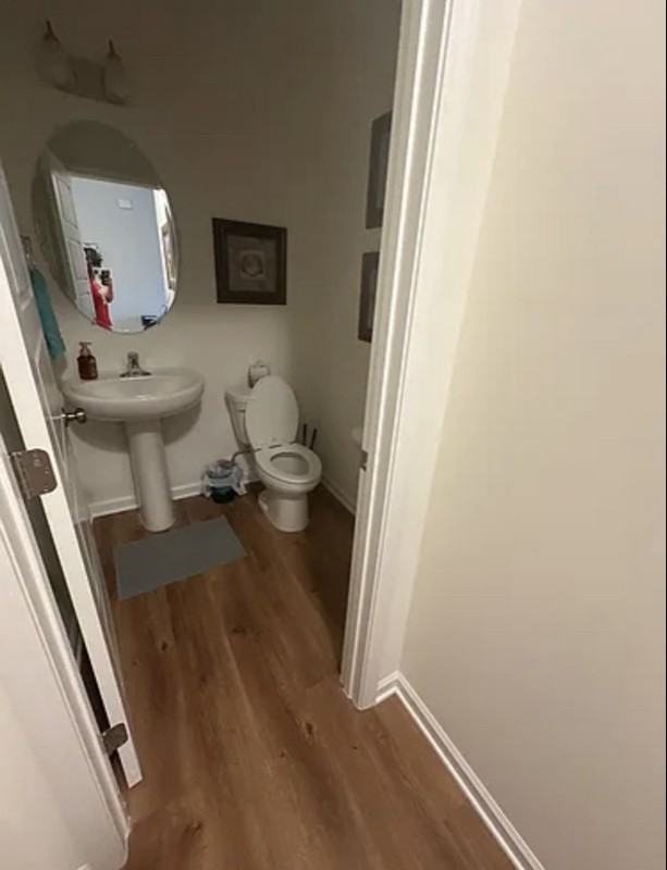 423 Bassett Ln - Photo 4 of 15