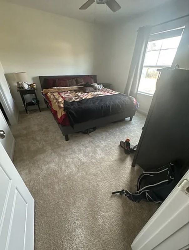 423 Bassett Ln - Photo 6 of 15