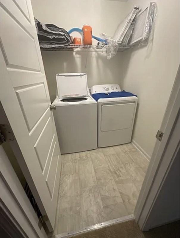 423 Bassett Ln - Photo 7 of 15