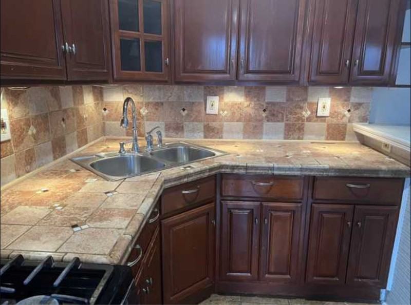 4337 H St - Photo 7 of 32