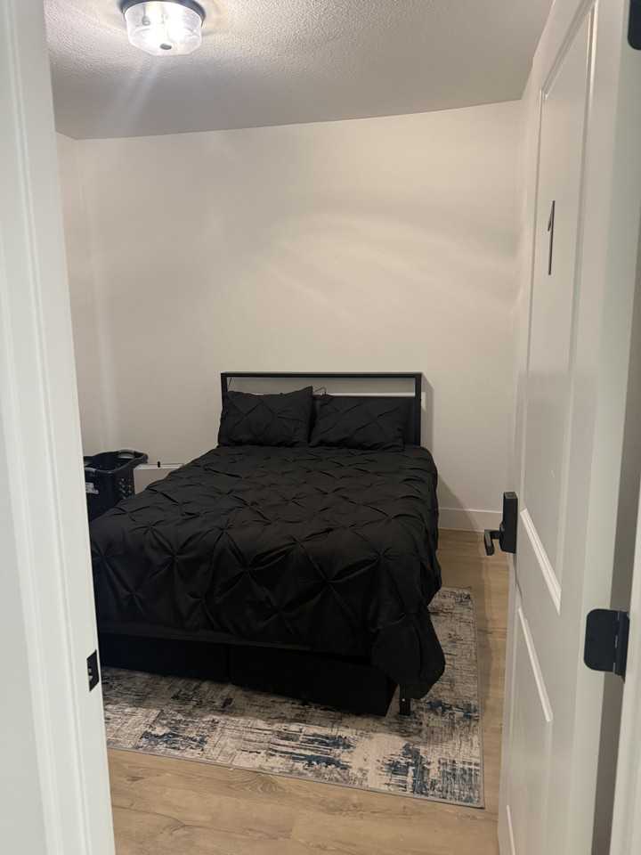 310 N Rosedale Ave #3 - Photo 6 of 9