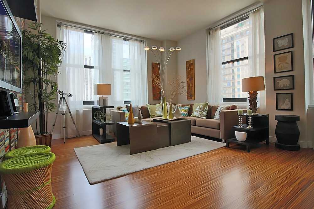 19 E Lake St - Photo 2 of 7