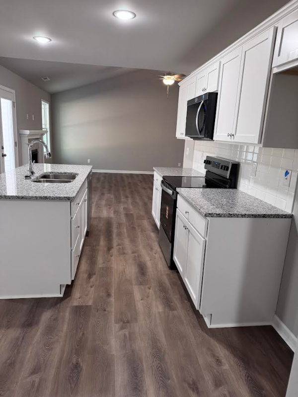 405 Grand Oaks Dr - Photo 5 of 20