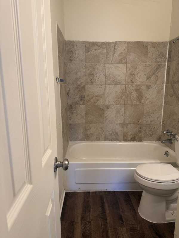 701 Canada St #4A - Photo 6 of 7