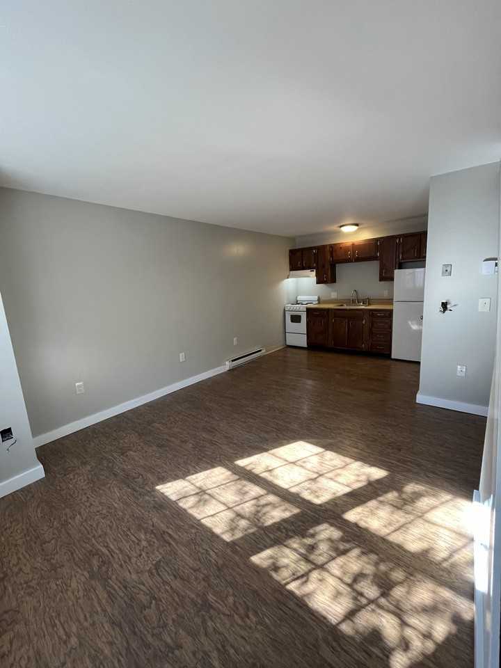 46 Turnpike St #2 - Photo 4 of 10