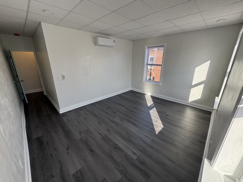 1527 Tasker St #3rdFL - Photo 5 of 19