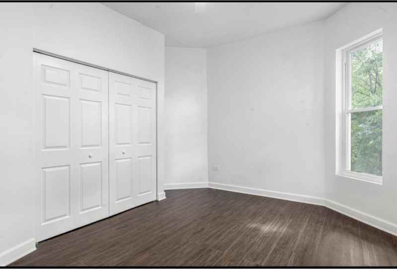 1657 S Central Park Ave #2 - Photo 6 of 8