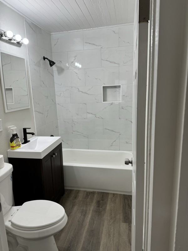 814 Baker Ave - Photo 5 of 9