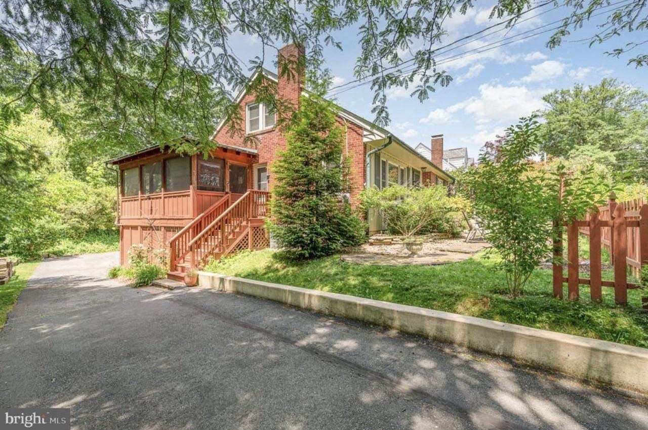 36 N 19th St - Photo 2 of 20