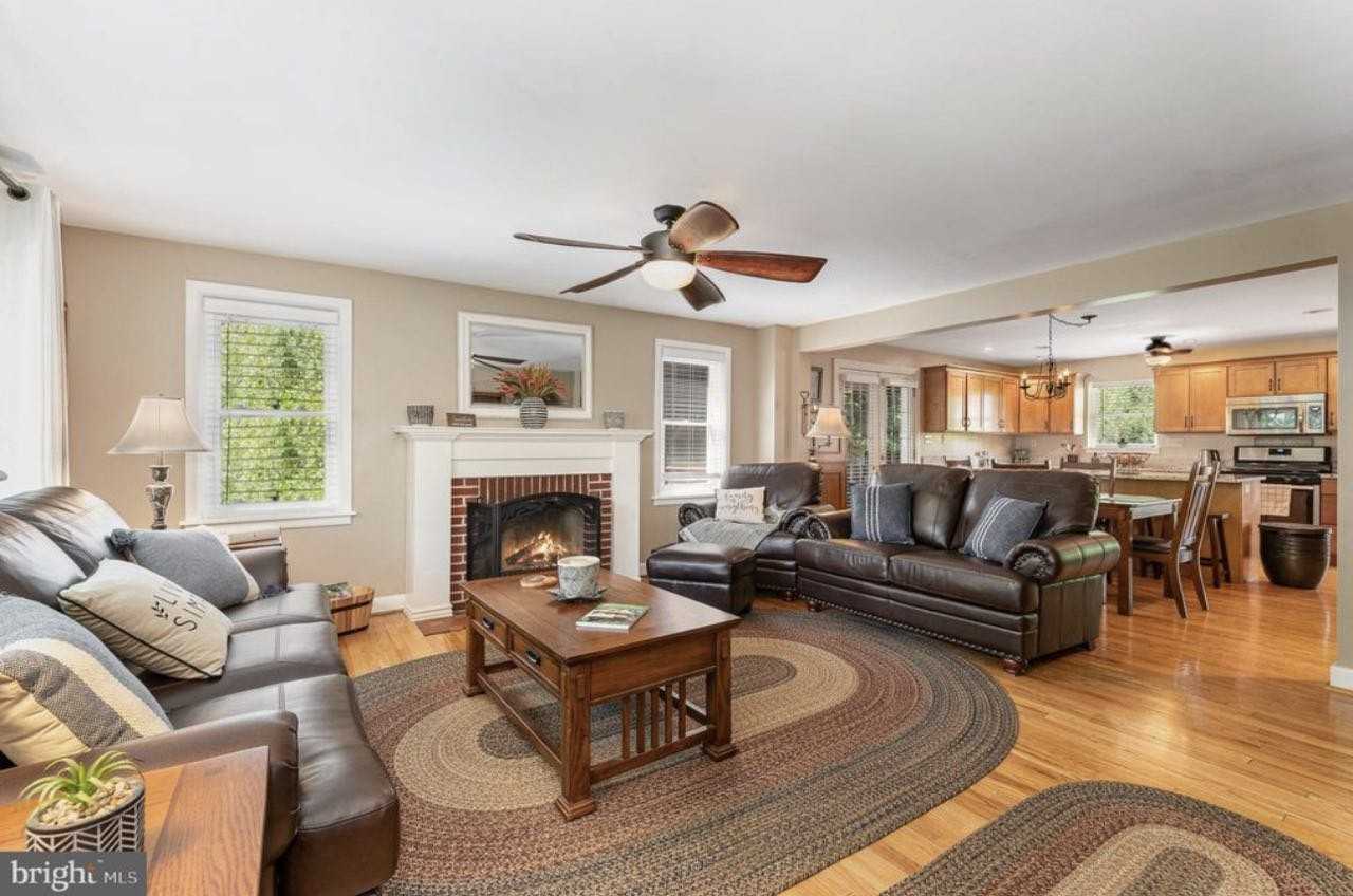 36 N 19th St - Photo 3 of 20