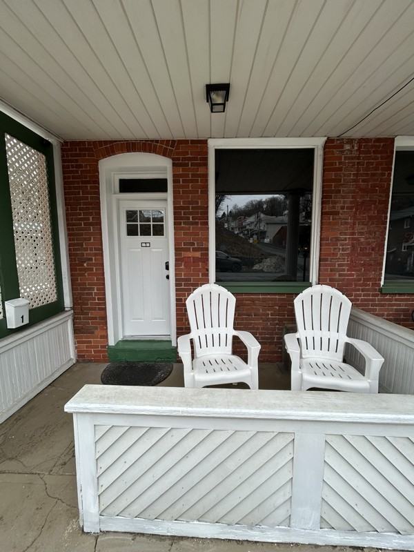 1 W Caroline Ave #1 - Photo 3 of 16