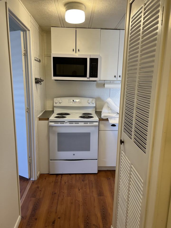 539 N Starr Rd - Photo 4 of 7