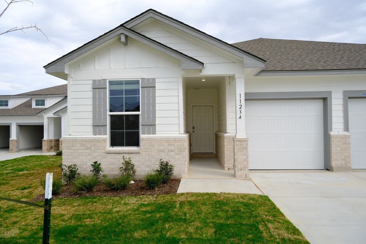 1123 Stone Valley Rd #A - Photo 2 of 12