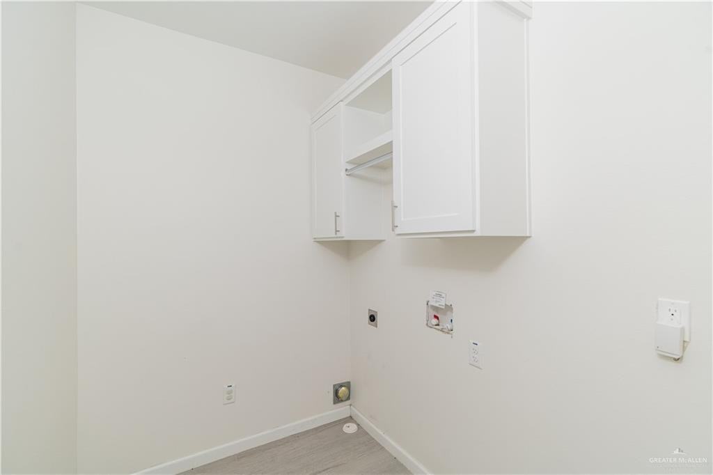 1505 E Encino Ave - Photo 3 of 15