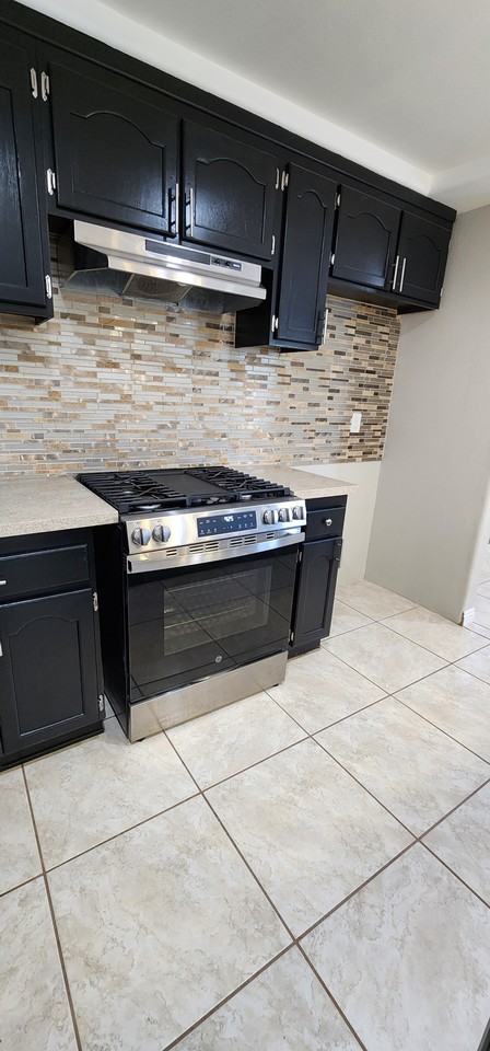 10405 Anzac Ave #10405 - Photo 2 of 16