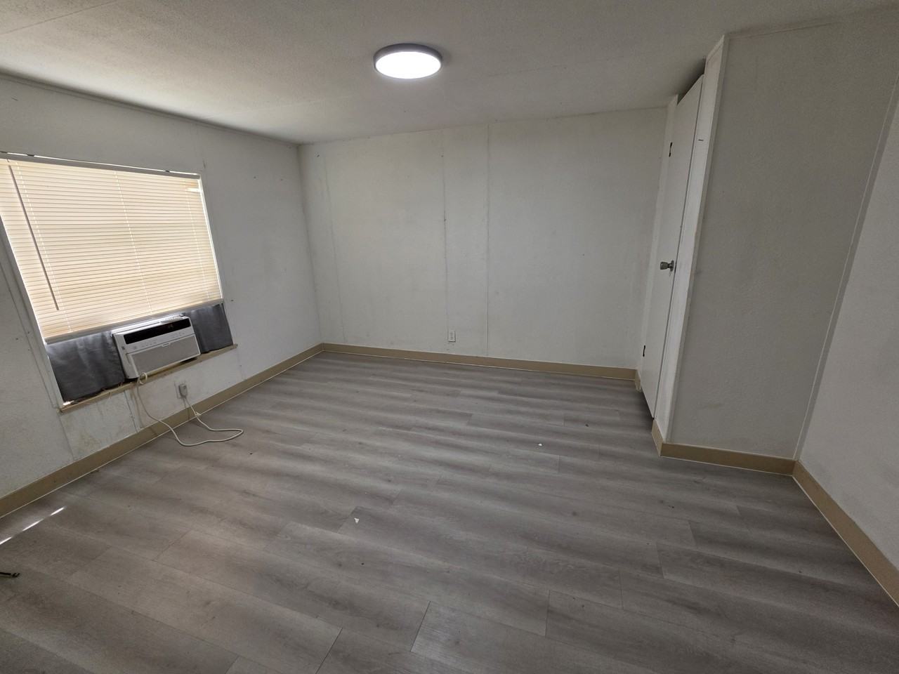 675 Tallow St - Photo 6 of 9