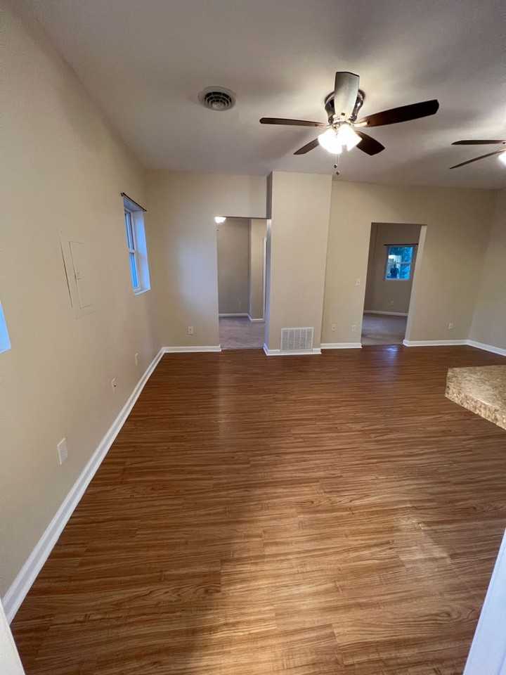 189 E 2nd St #201 - Photo 4 of 8