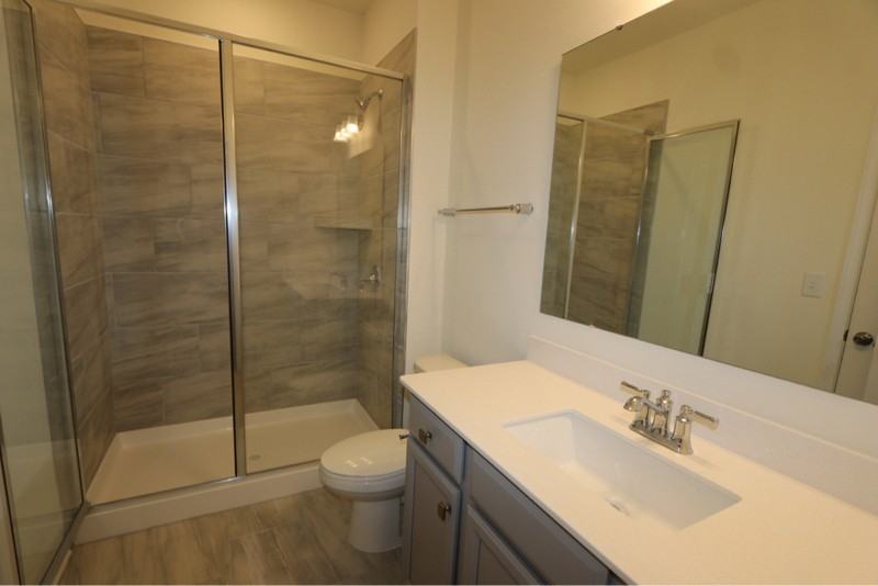 1924 Carrollton Dr - Photo 4 of 16