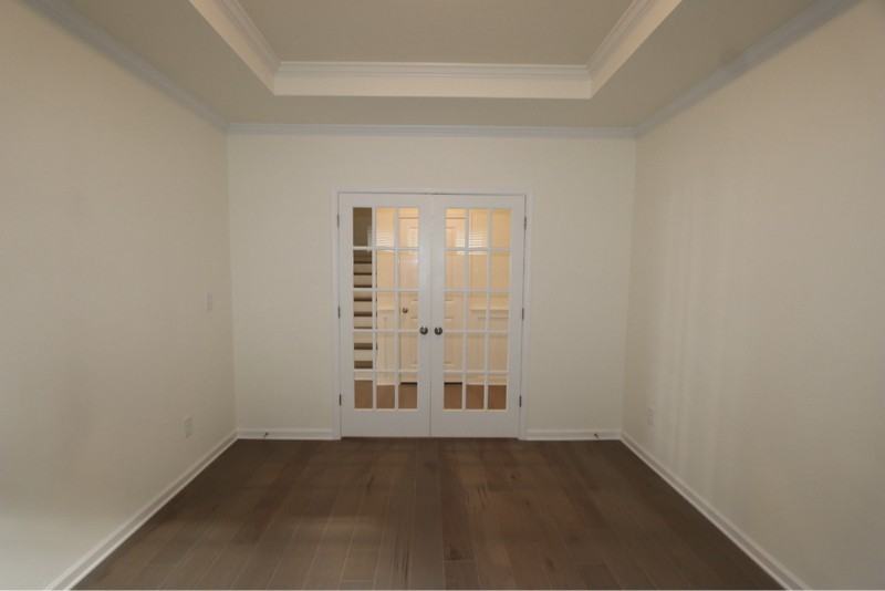 1924 Carrollton Dr - Photo 5 of 16