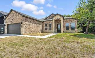 716 Oak Creek Dr - Photo 1 of 1