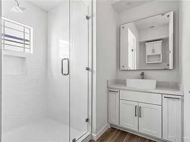 2912 N 36th St - Photo 6 of 17