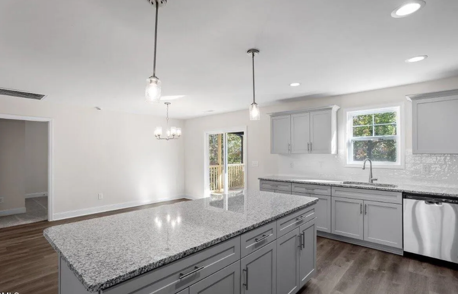 476 Placid Pond Dr - Photo 7 of 17