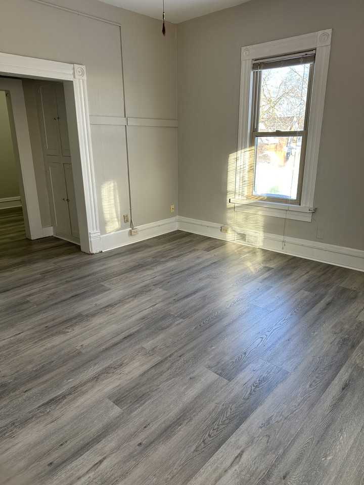 7Th St S/Johnson St. - Photo 2 of 17