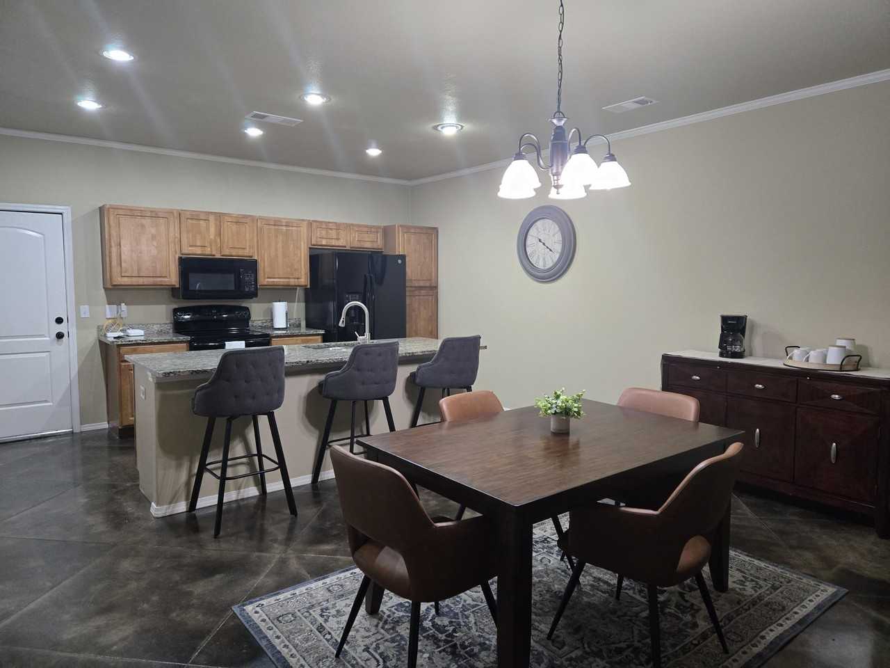 6318 Nancy Ellen St - Photo 4 of 10