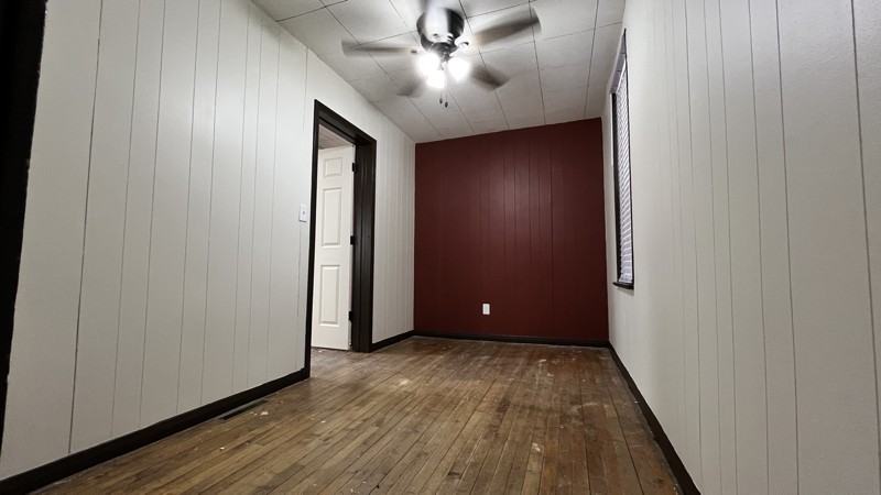 705 E 6th St #1 - Photo 2 of 3