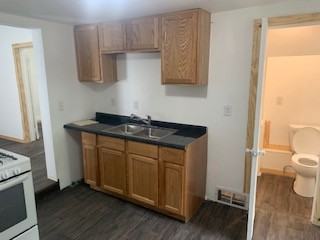 869 Albemarle St #2 - Photo 5 of 10