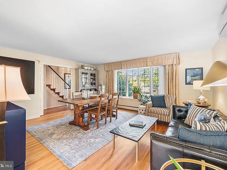 13 Lopatcong Dr - Photo 2 of 20