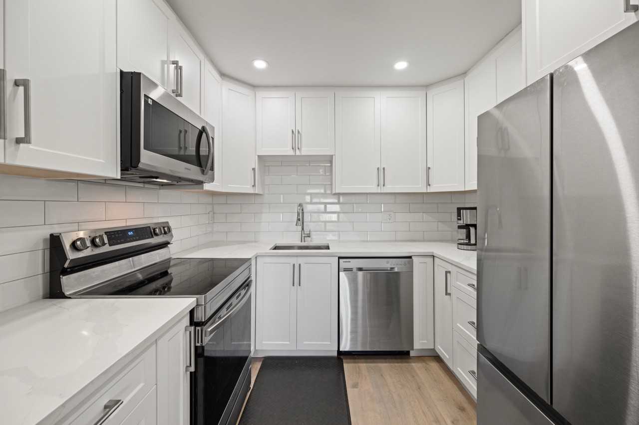 11464 Fisher Street #D255 - Photo 5 of 32