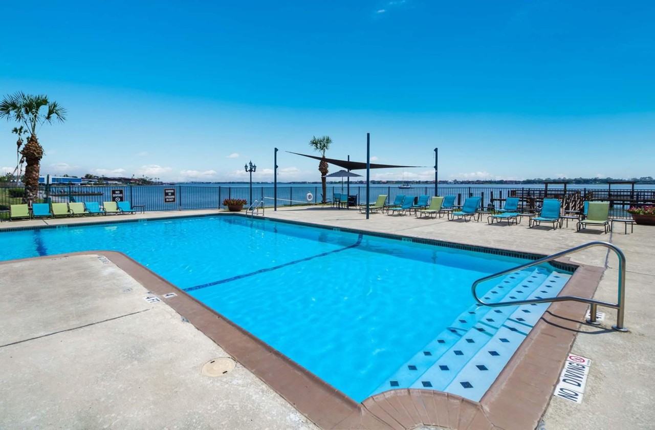 Encore on the Bay Apartments - Photo 3 of 50