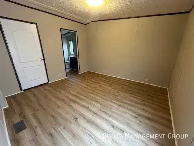 127 Brookview Dr #149 - Photo 5 of 14