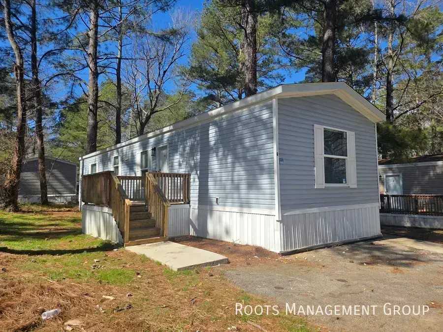 734 Hillside Dr #734