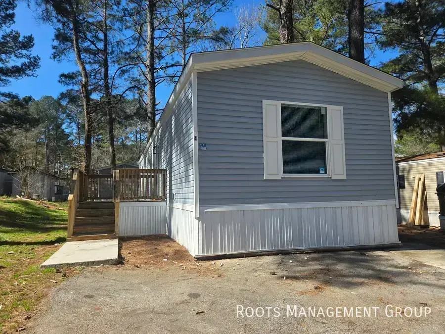 734 Hillside Dr #734 - Photo 2 of 14