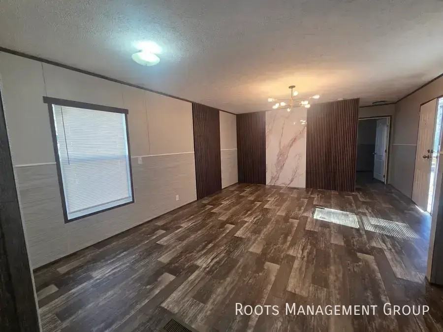 734 Hillside Dr #734 - Photo 4 of 14