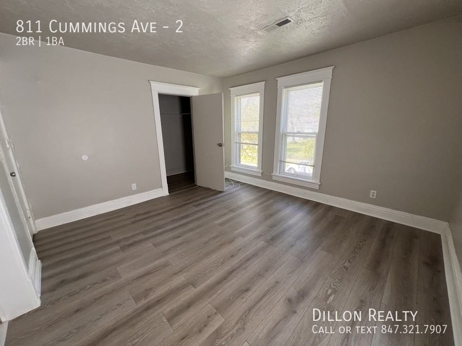 811 Cummings Ave #2 - Photo 2 of 9