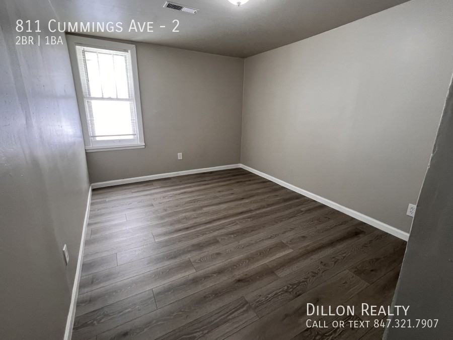 811 Cummings Ave #2 - Photo 5 of 9