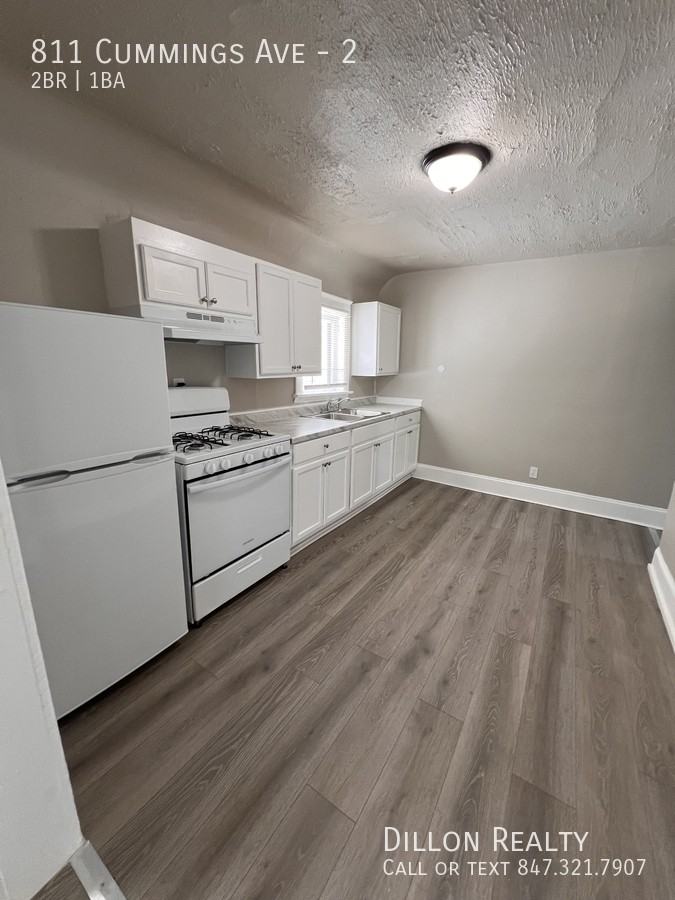 811 Cummings Ave #2 - Photo 6 of 9