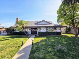 featured image of 926 E Bastanchury Rd